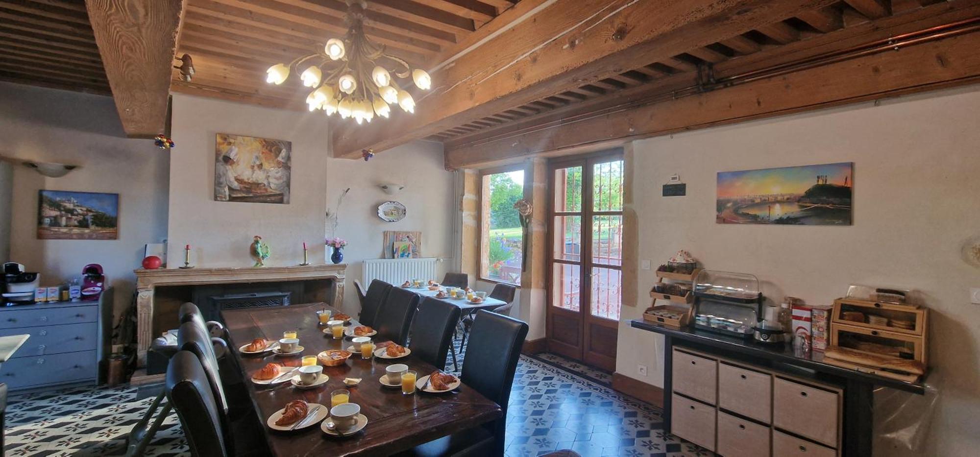 Le Relais Des Dames 3* Neuville-sur-Saone